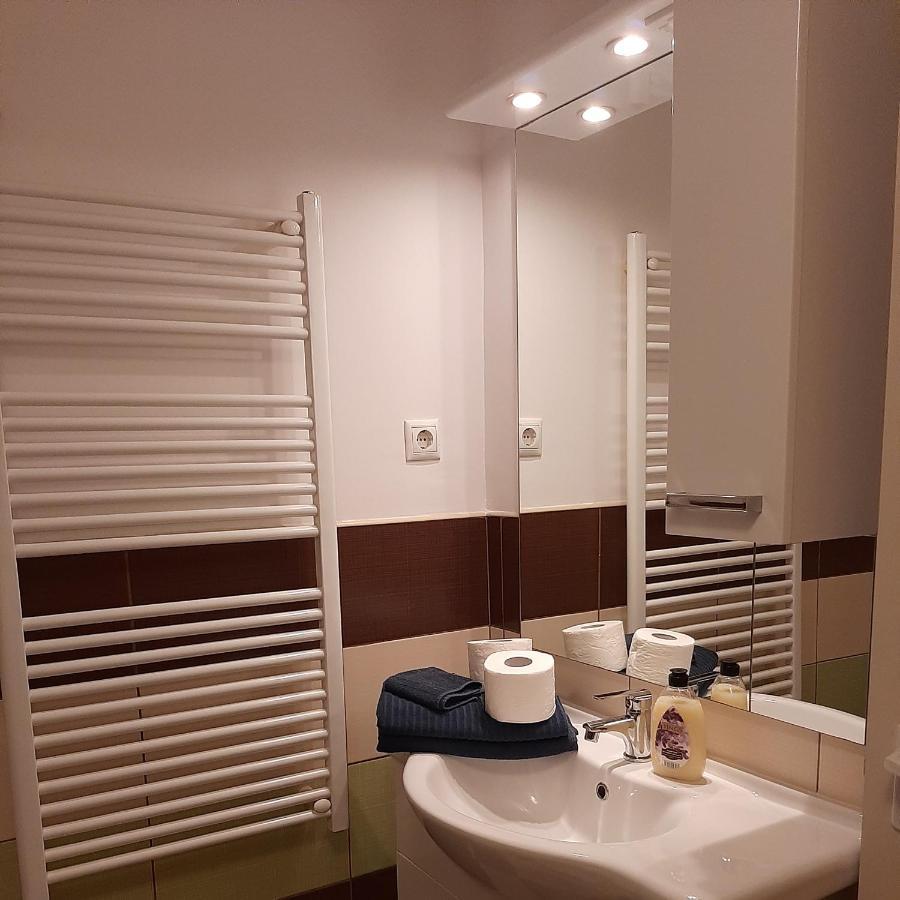 Downtown Apartments Будапеща Екстериор снимка