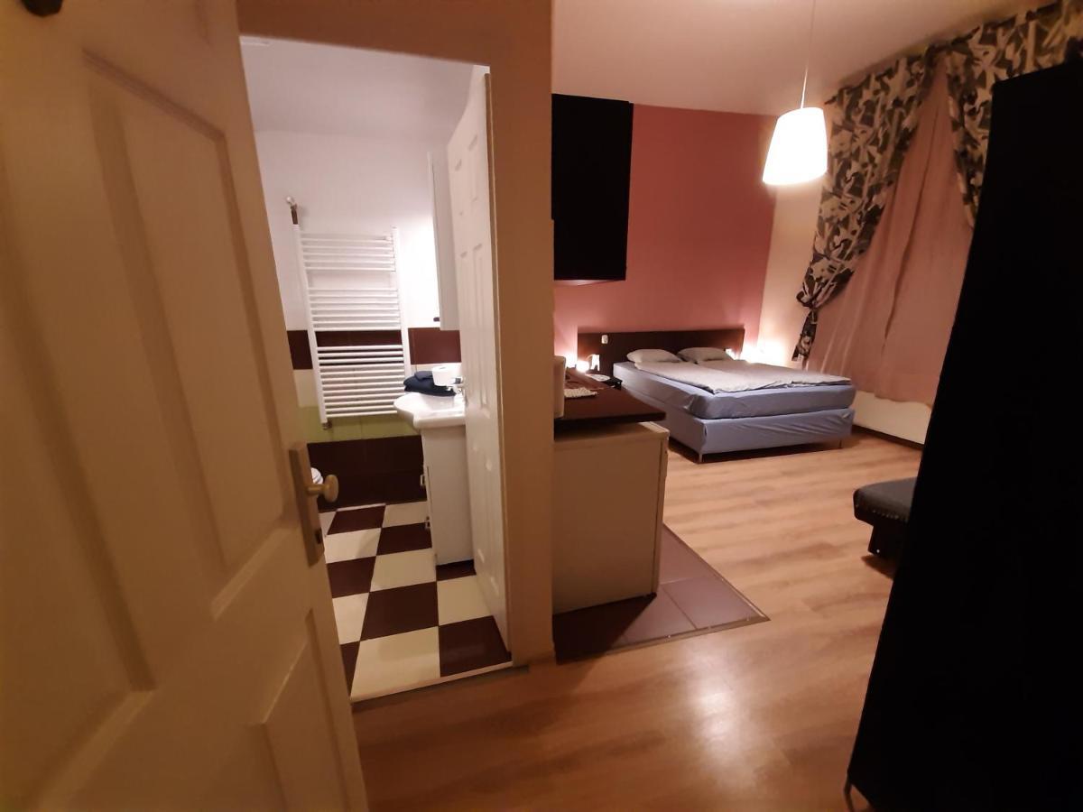Downtown Apartments Будапеща Екстериор снимка