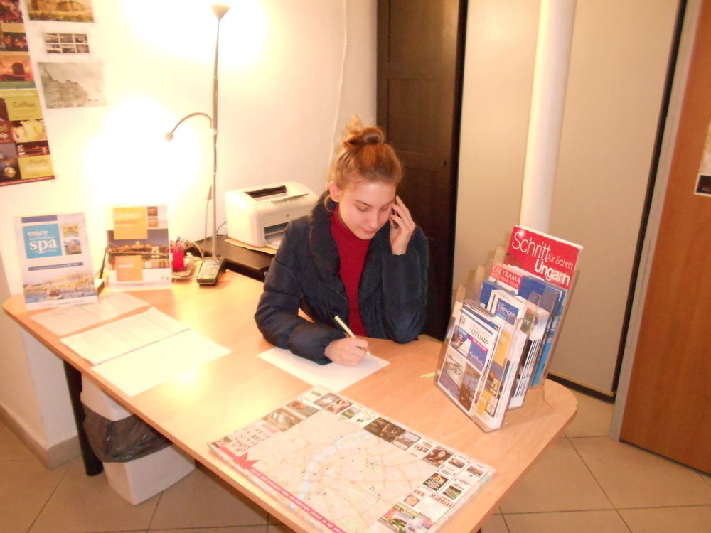 Downtown Apartments Будапеща Екстериор снимка