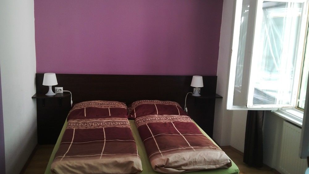 Downtown Apartments Будапеща Екстериор снимка