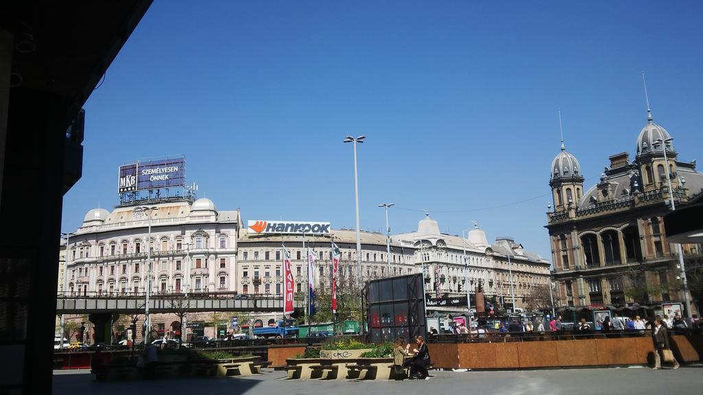 Downtown Apartments Будапеща Екстериор снимка